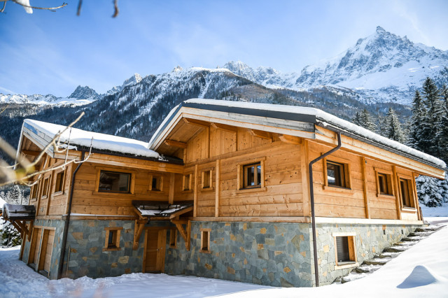 Luxury Ski Chalets Chamonix | Chalet Chal'Heureux + annex